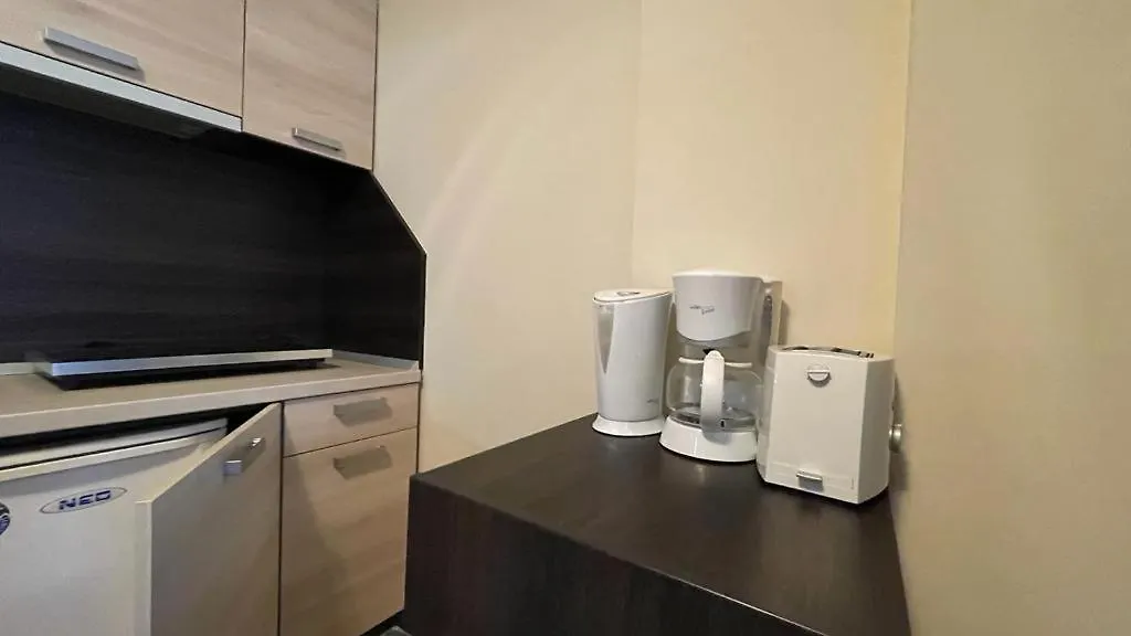 Summer Breeze 113 Private Studio Sunny Beach Apartment