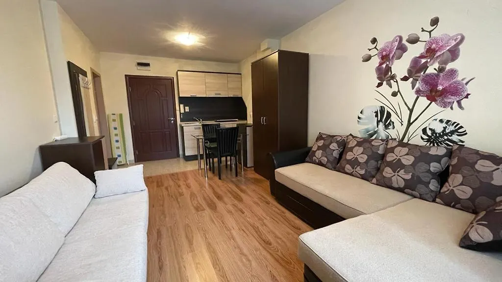 Summer Breeze 113 Private Studio Sunny Beach